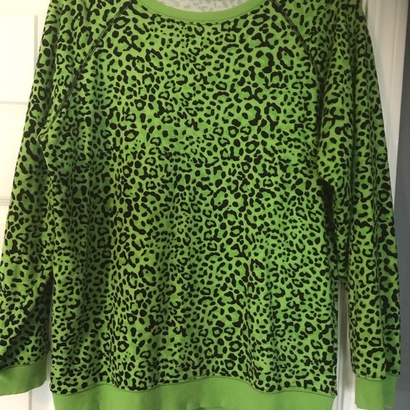 Green Leopard Zenana Sweatshirt - Picture 3 of 10